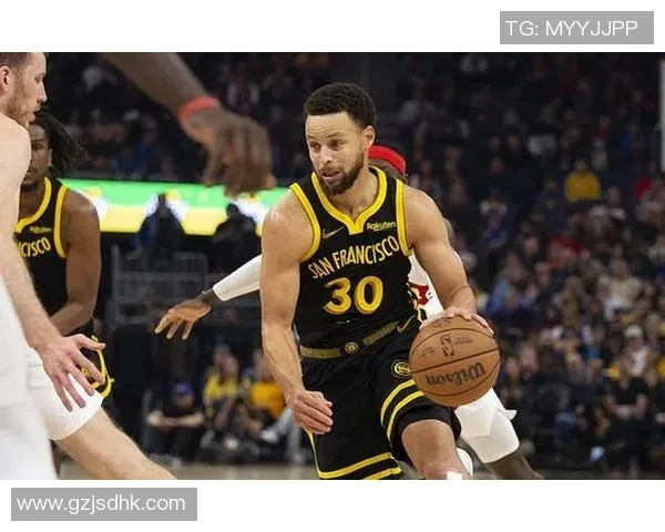 杭州篮球队在锦标赛中的强劲表现与战术分析探讨