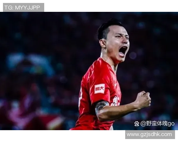 足球明星精彩瞬间集锦独家剪辑带你领略绿茵场上的传奇风采 足球明星精彩瞬间集锦独家剪辑带你领略绿茵场上的传奇风采