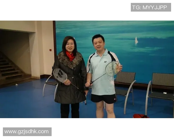 重庆羽毛球队与广州羽毛球队赛后战术分析与复盘探讨